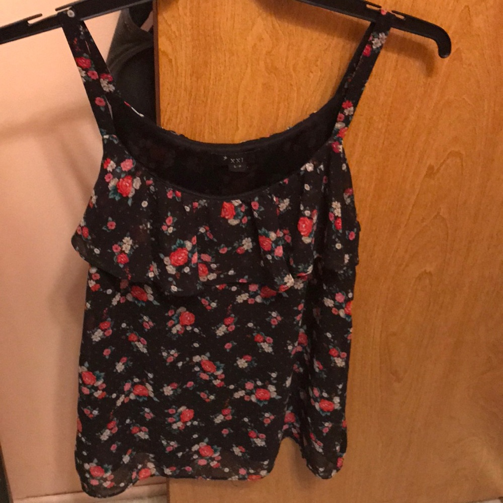 Floral top